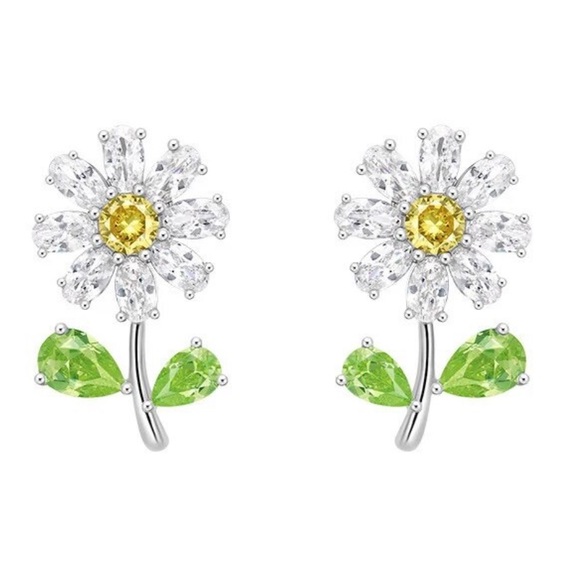 Swarovski Crystals Sparkle Flower Earrings - Picture 1 of 13